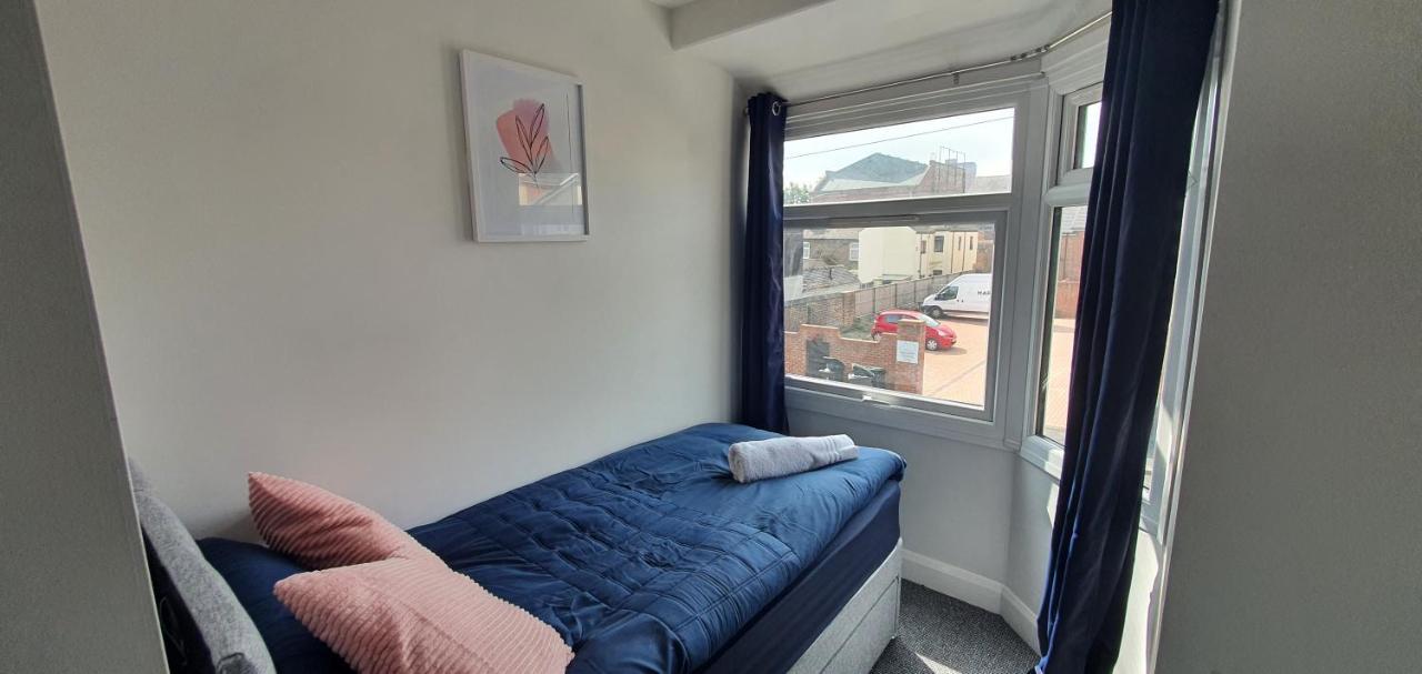 Apartament Stoke City House Etruria Zewnętrze zdjęcie